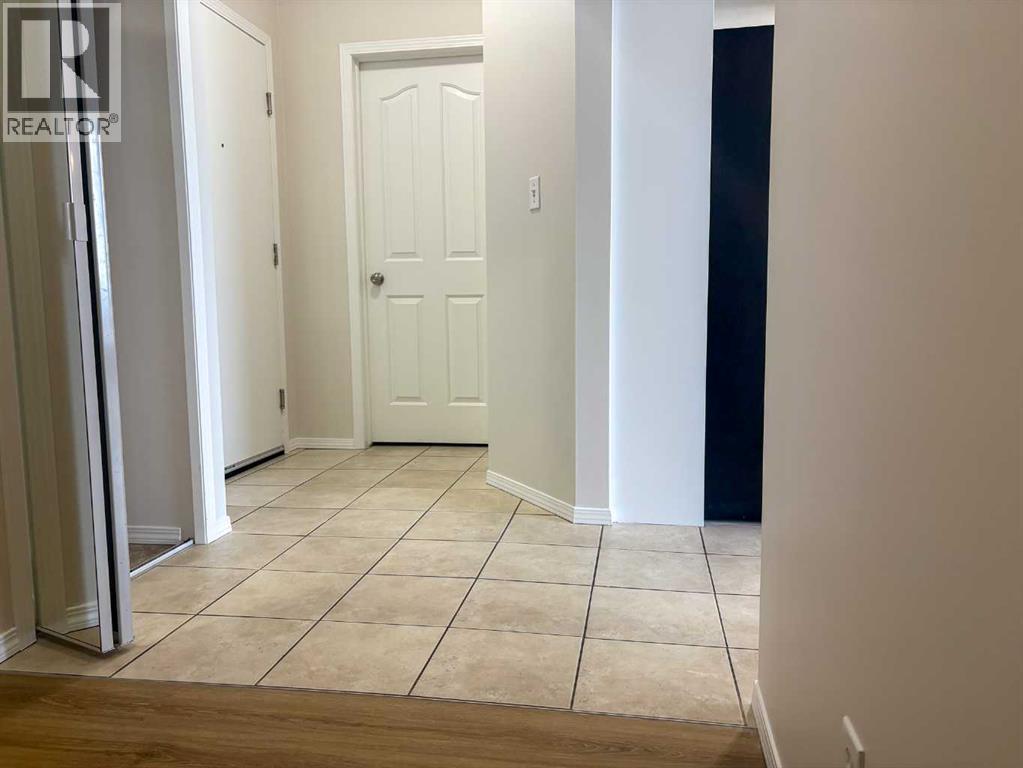 1213, 1053 10 Street SW