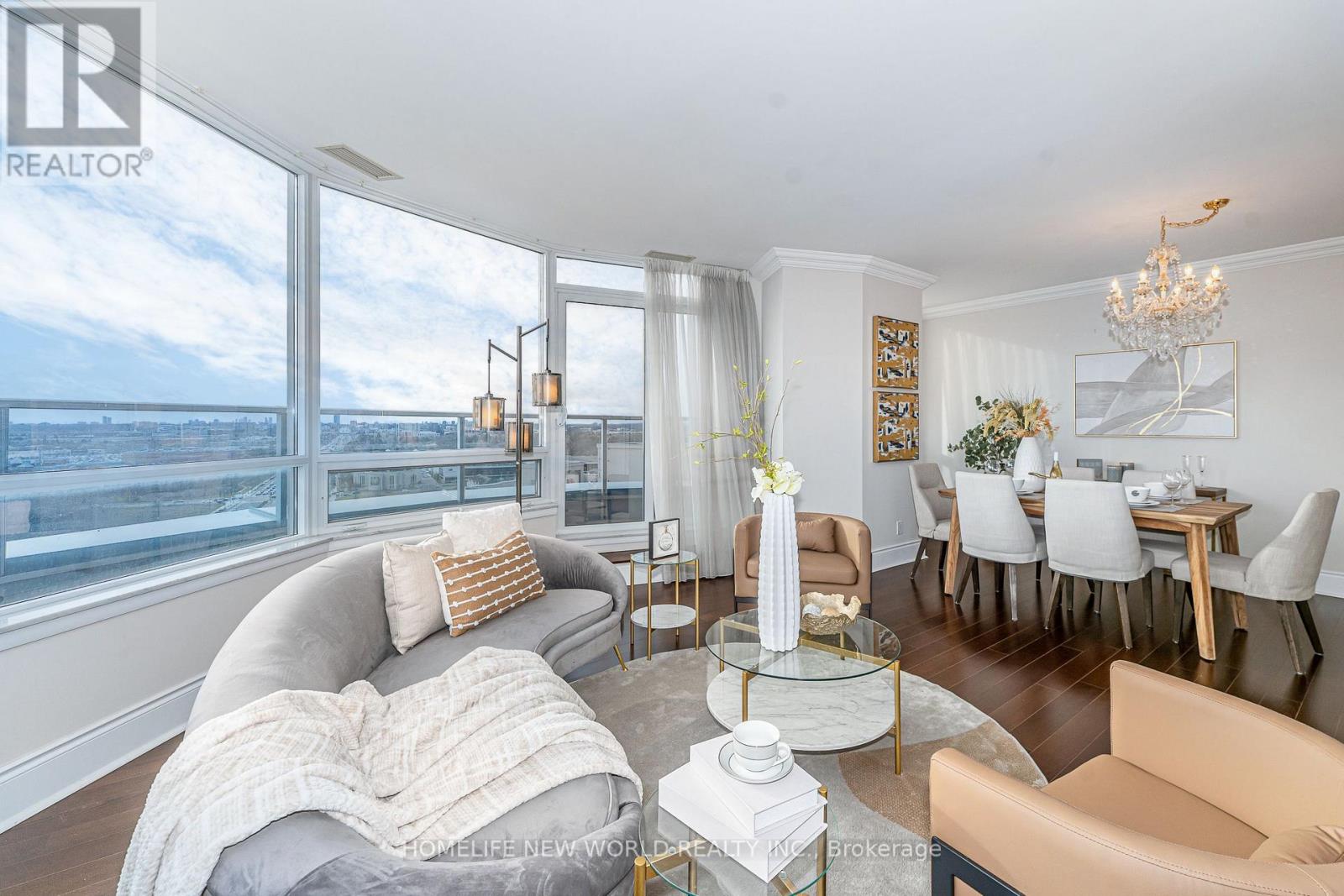 PH63 - 23 COX BOULEVARD