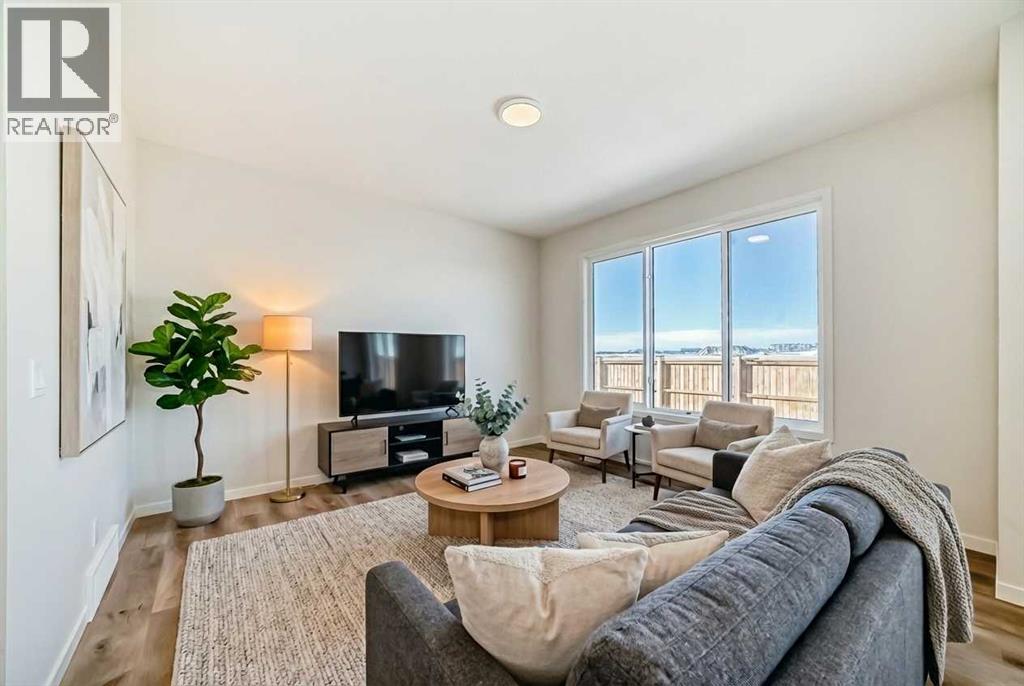 91 Bartlett Crescent SE