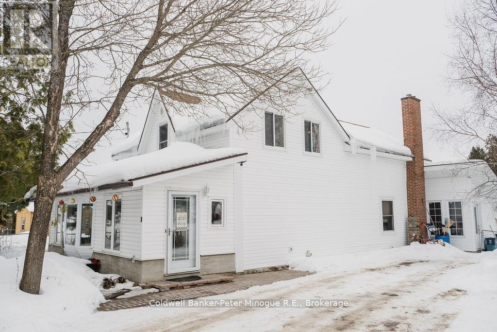 Photo 1 of 1 — 3 MAIN STREET, Sundridge, ON P0A1Z0