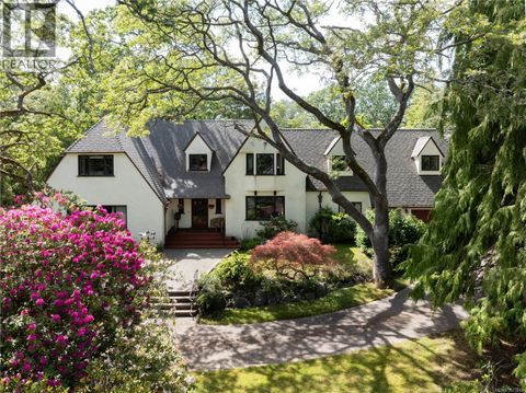 3290 Upper Terrace Rd Oak Bay BC V8R6E6