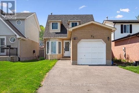 23 WYCLIFFE PLACE Kitchener ON N2M5J6