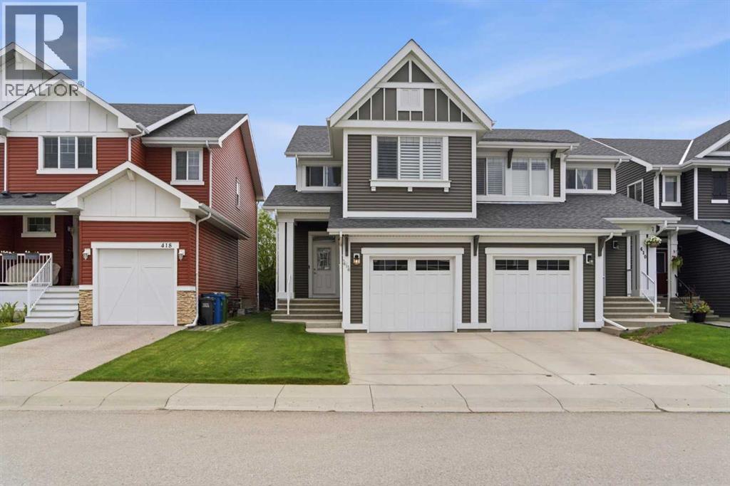 414 River Heights Crescent