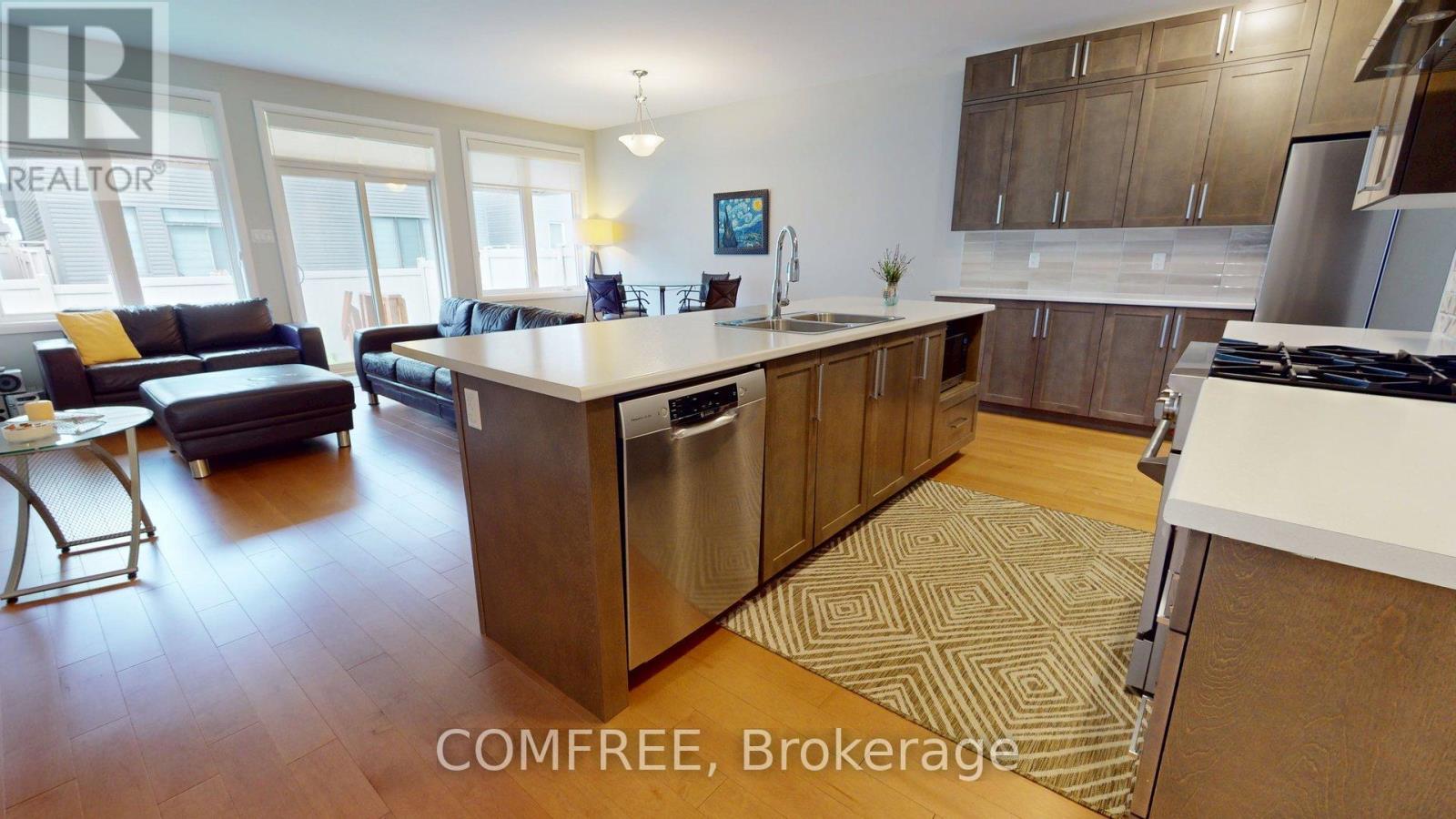 26 STICKLEBACK WAY
