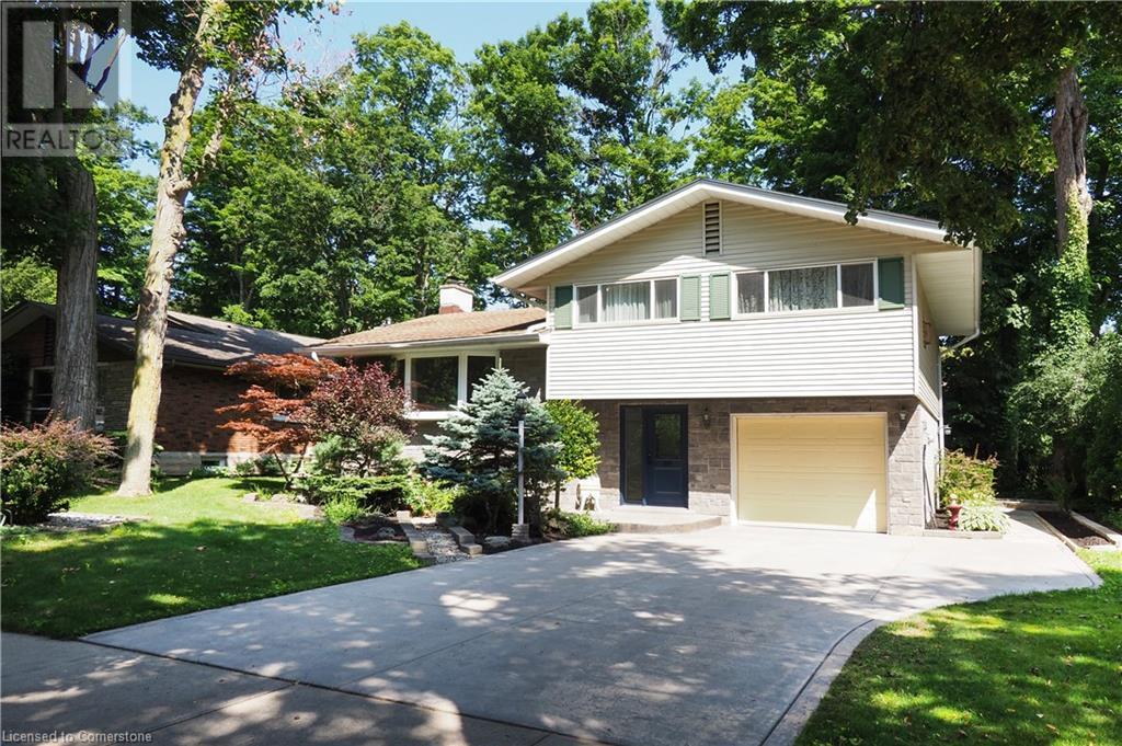 156 RENNIE Drive
