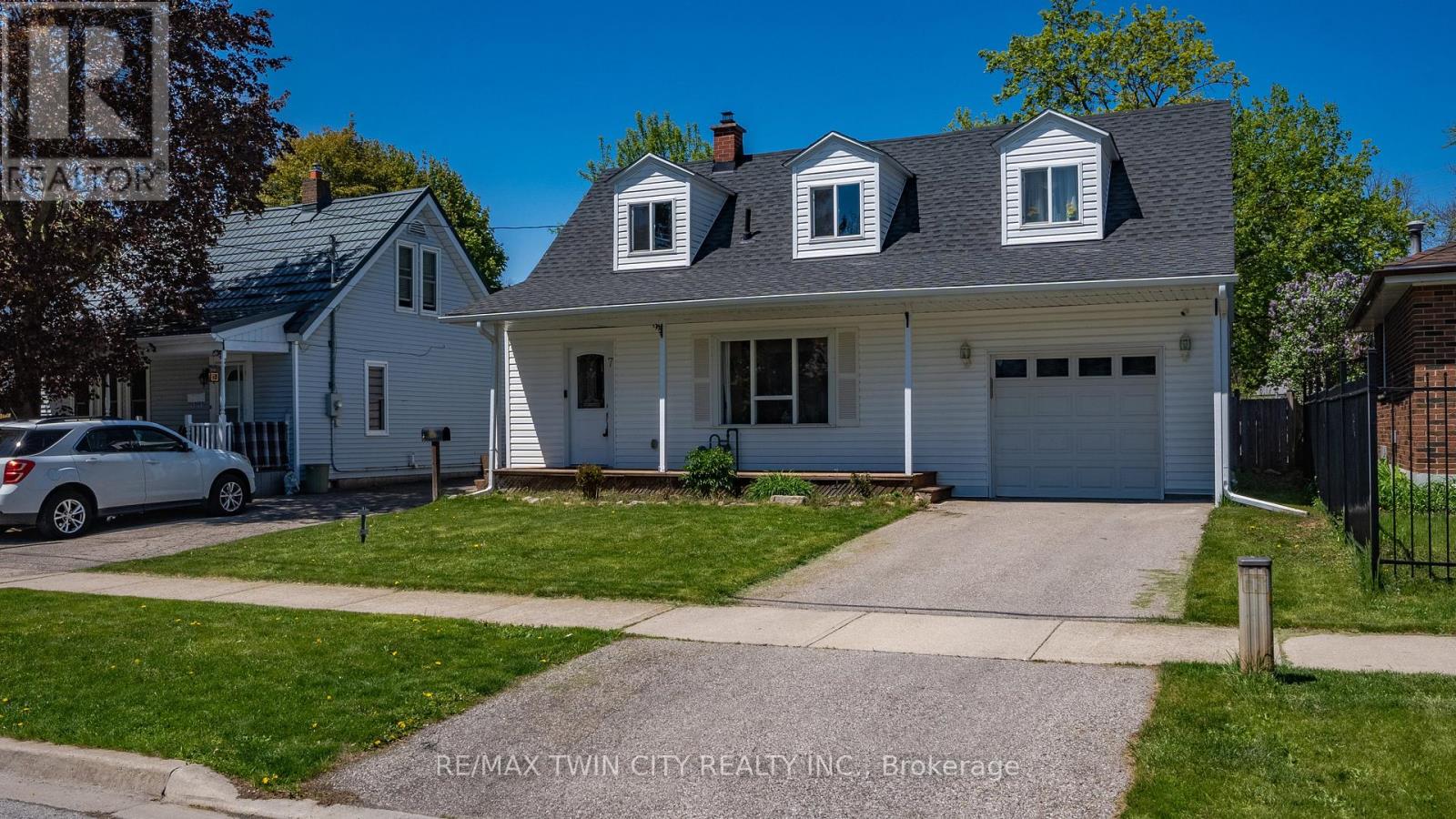 7 WINSTON AVENUE