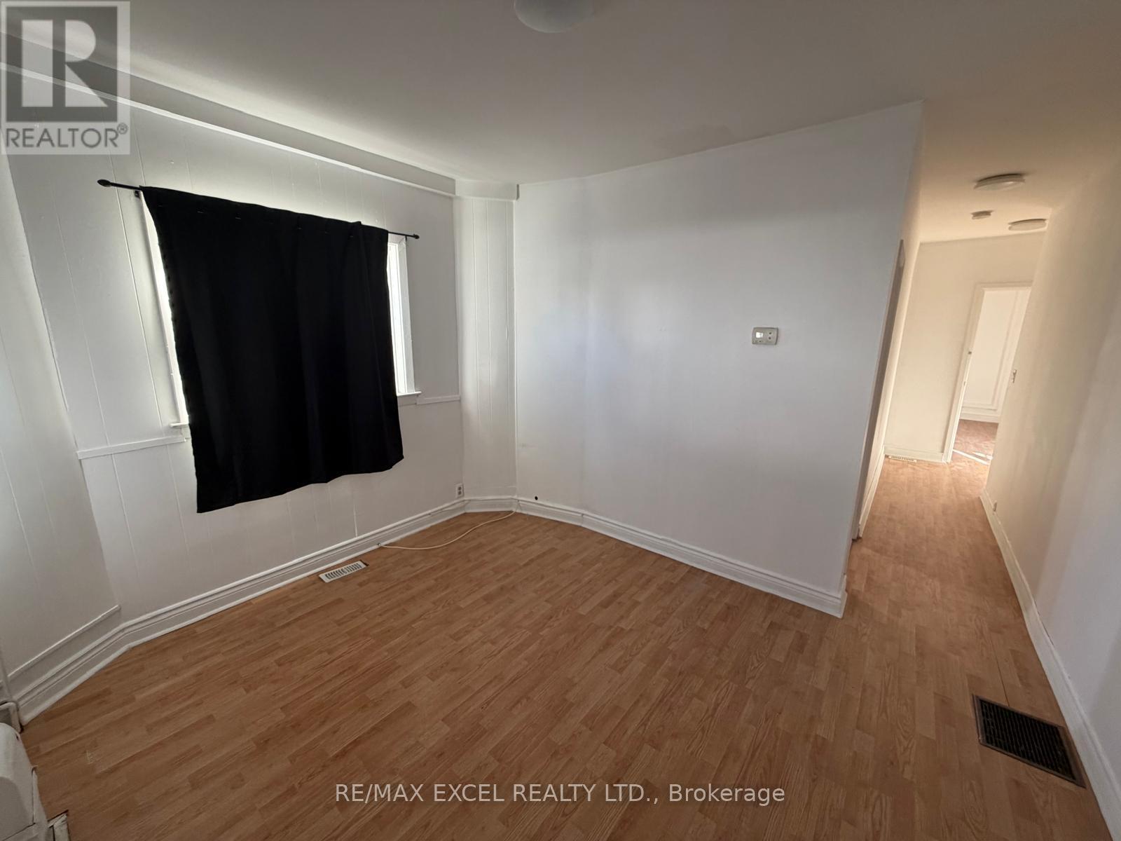 MAIN FLR & BSMT, UNIT A - 515 WARDEN AVENUE