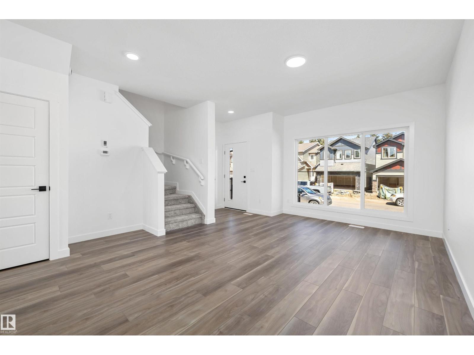 20631 43 AV NW