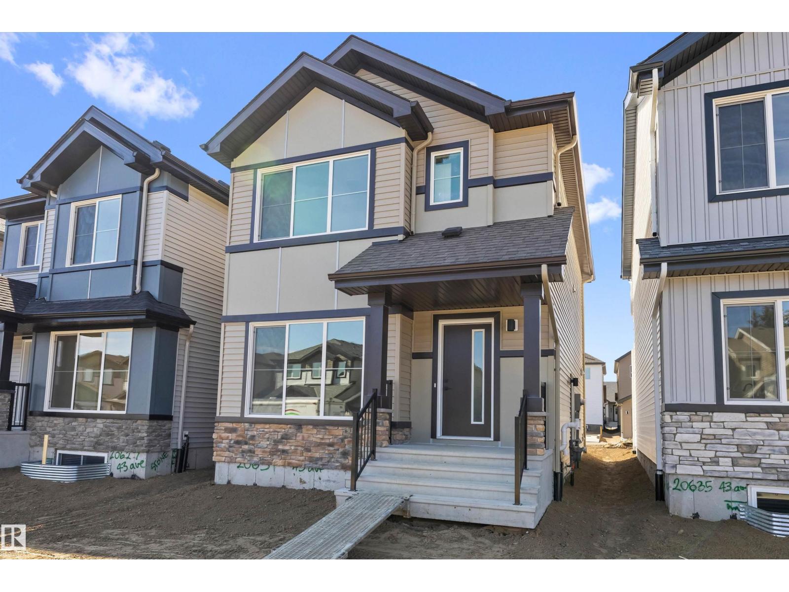 20631 43 AV NW