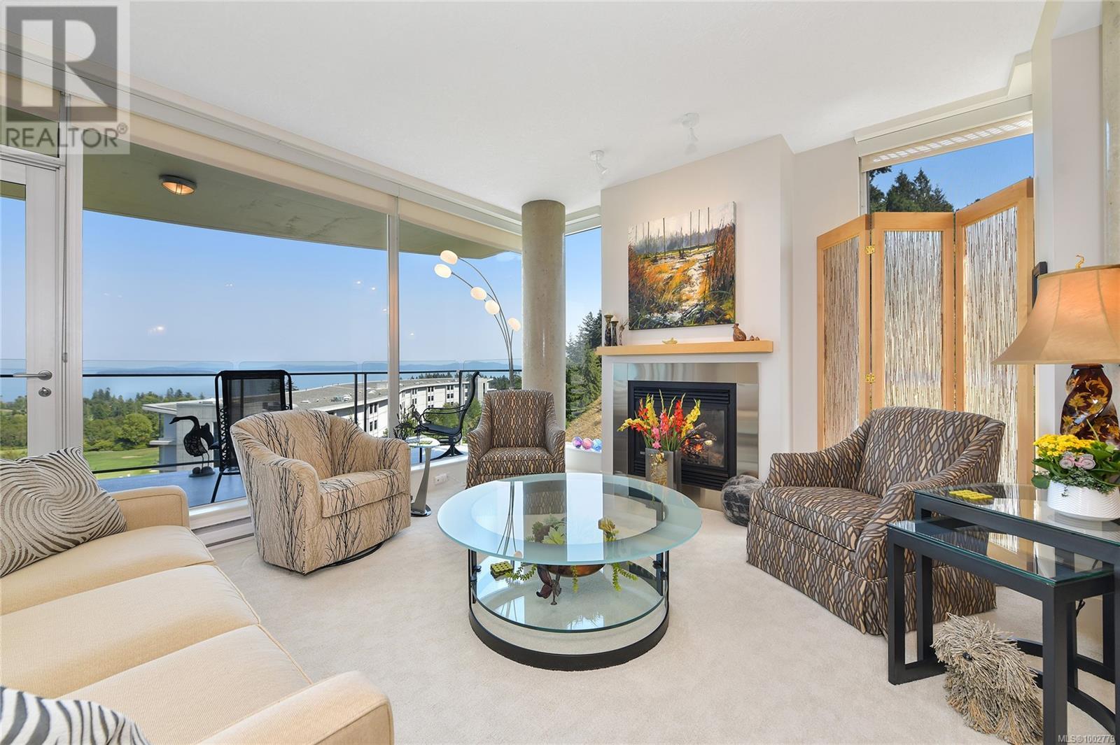 503 738 Sayward Hill Terr