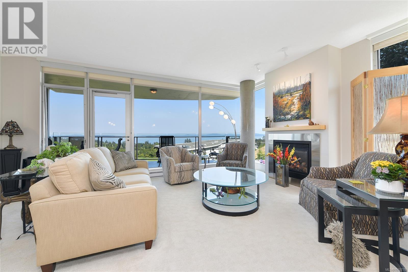 503 738 Sayward Hill Terr