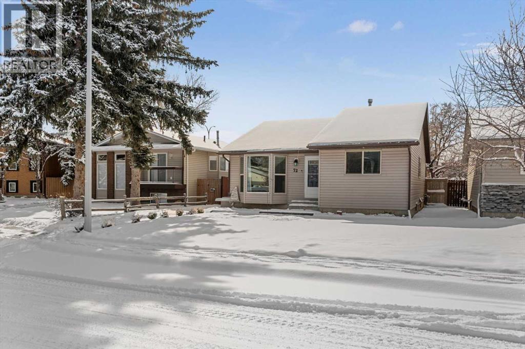 72 Marquis Place SE