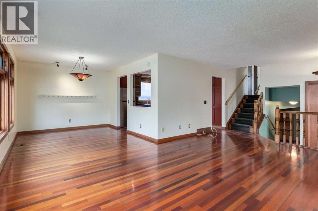 80 Macewan Glen Road NW