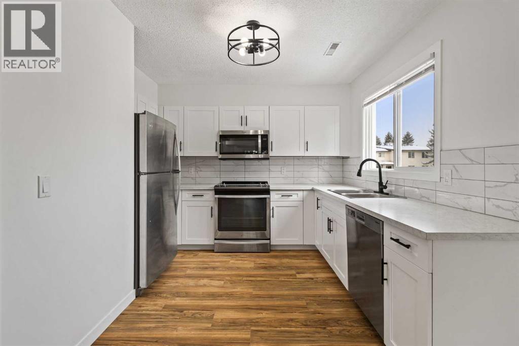 43, 3800 Fonda Way SE