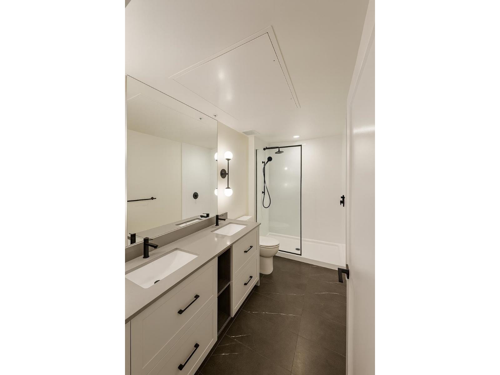 407 27215 ALDERGROVE TOWN CENTRE DRIVE