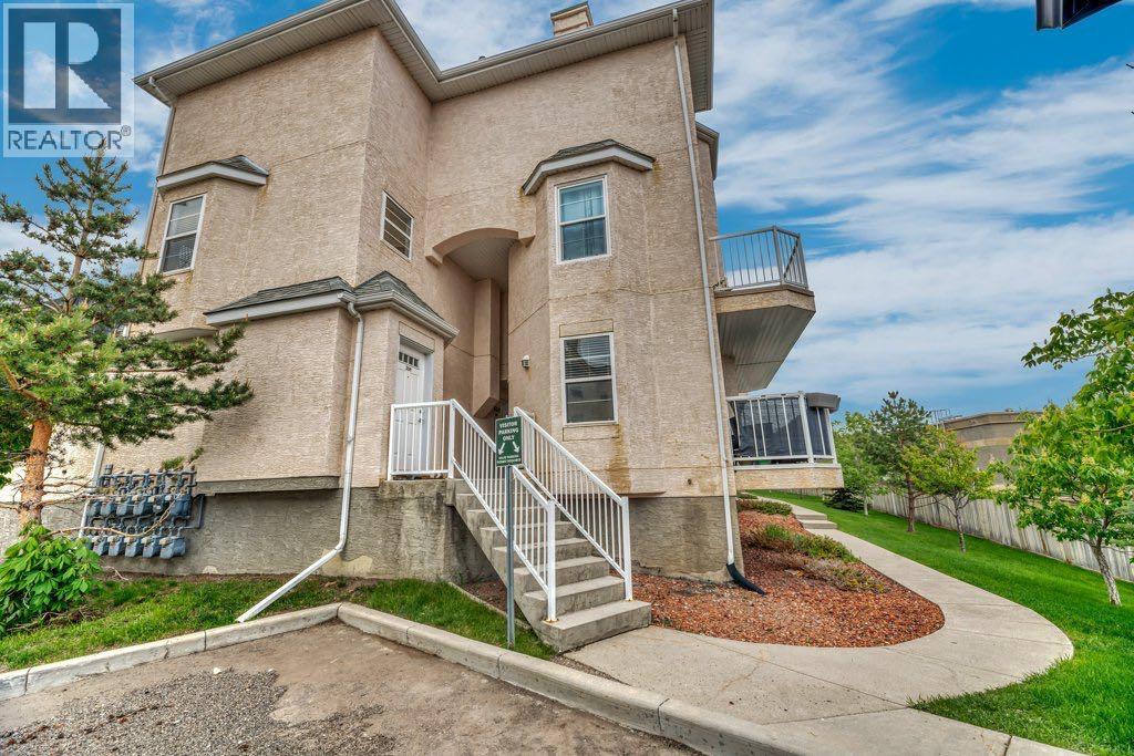300, 50 Westland Road