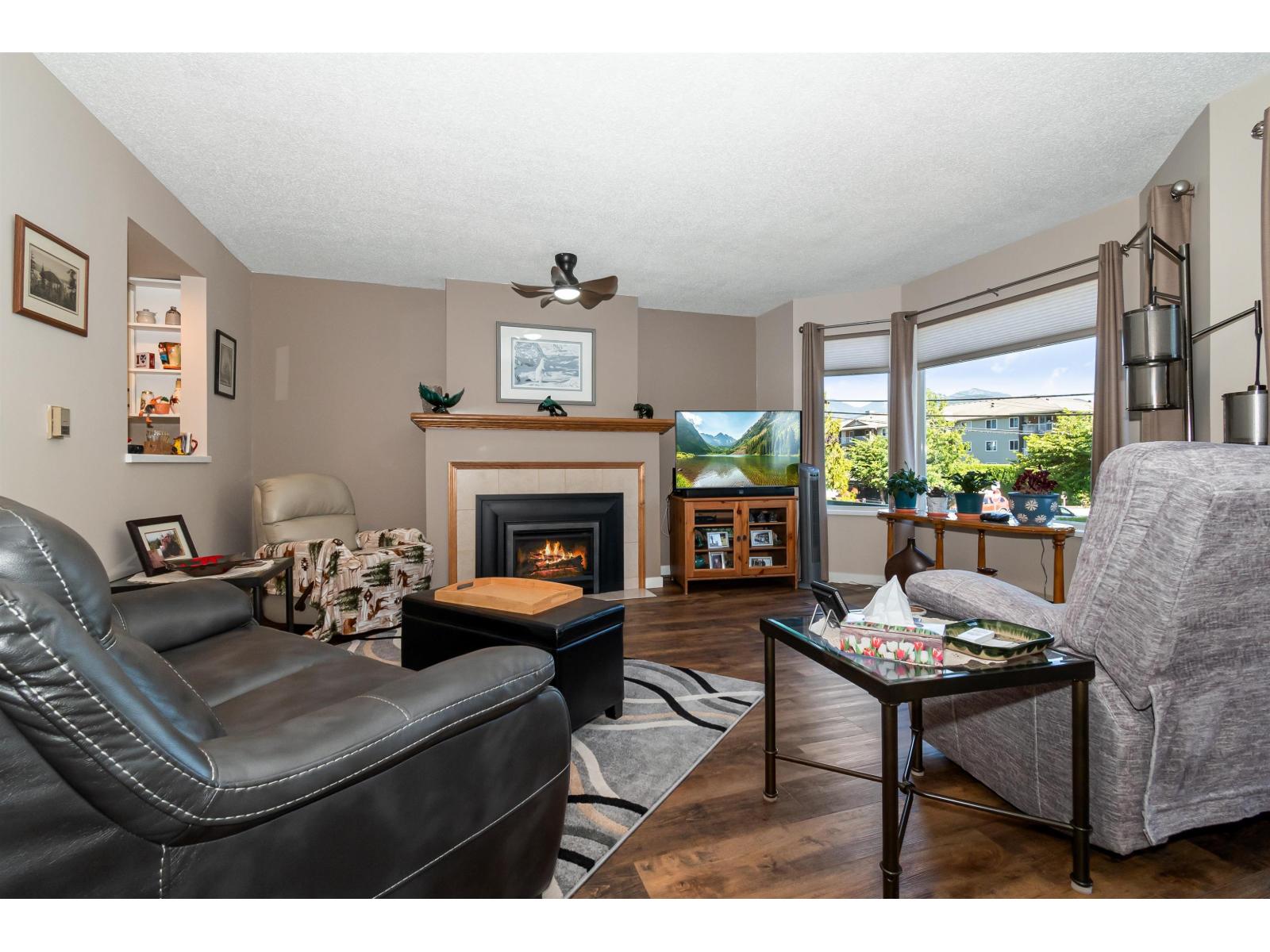 102 45604 BRETT AVENUE|Chilliwack Proper West