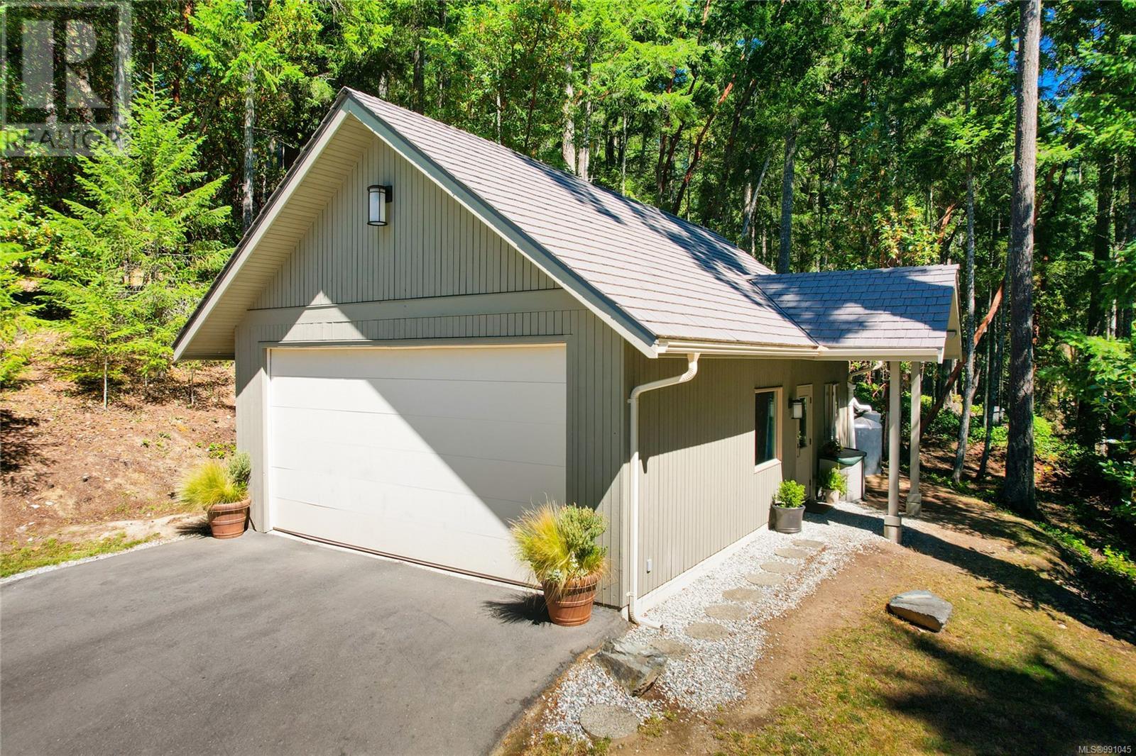 154 Cormorant Cres