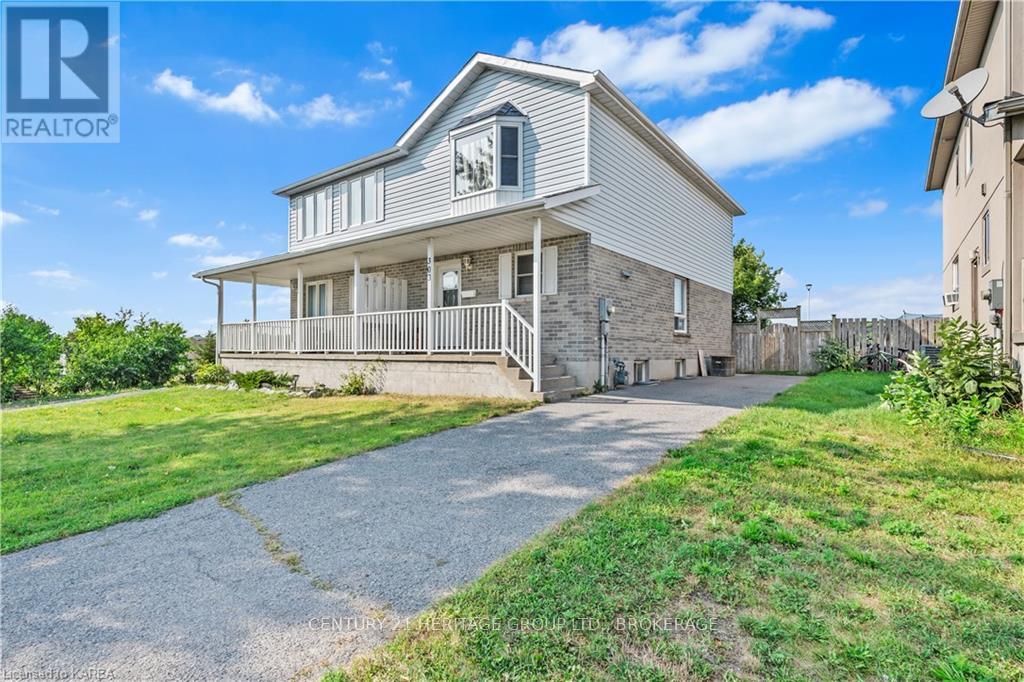 303 CONACHER DRIVE