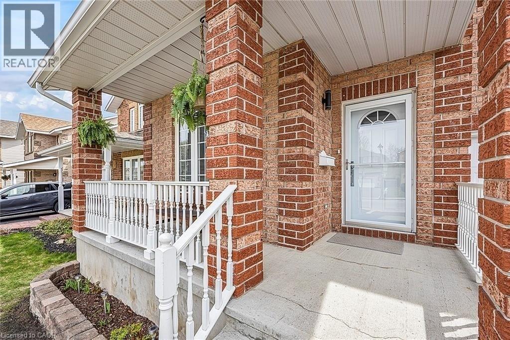 101 DALGLEISH Avenue