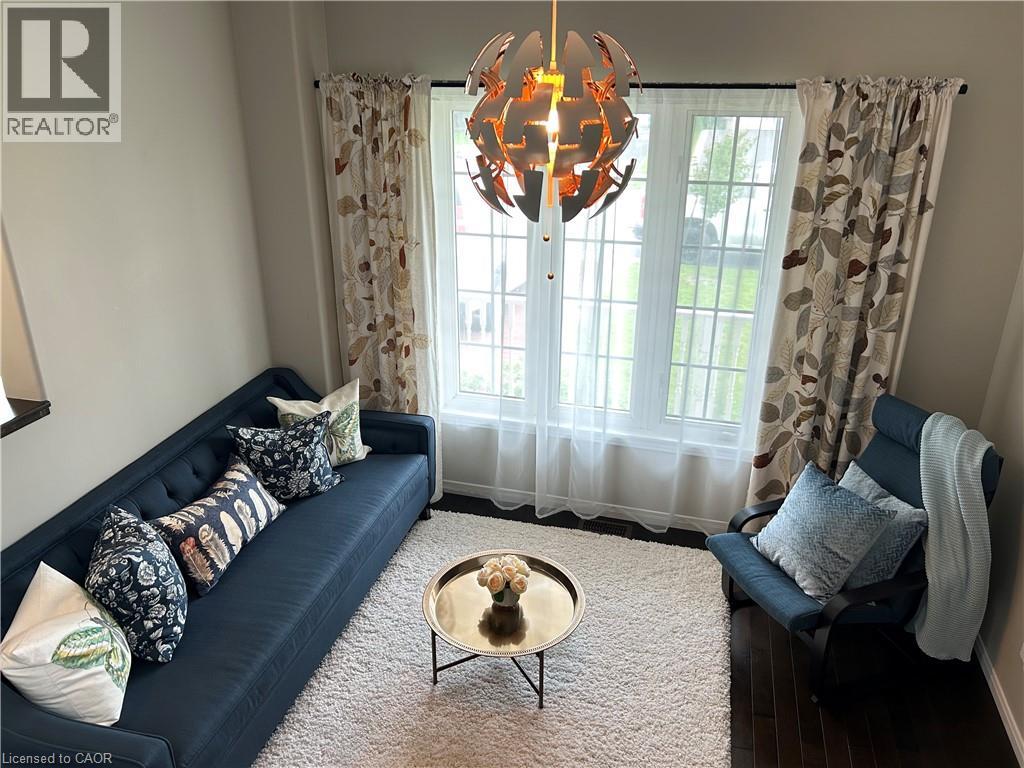 101 DALGLEISH Avenue