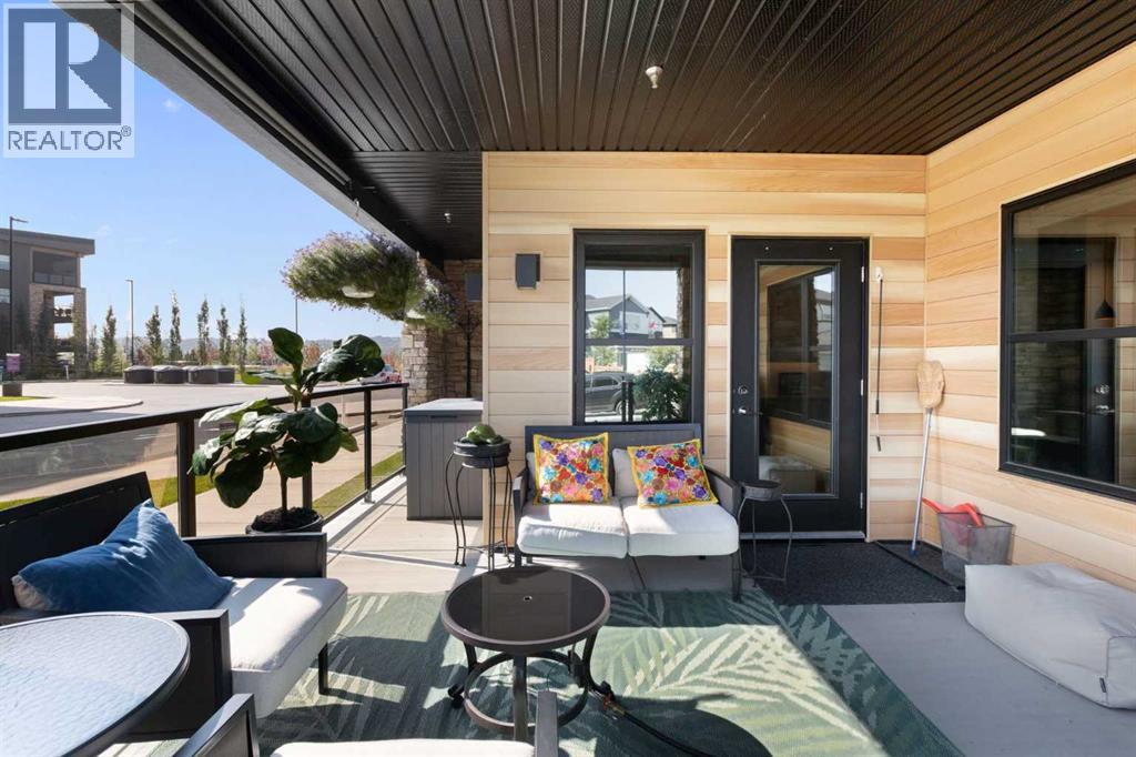 104, 55 Wolf Hollow Crescent SE