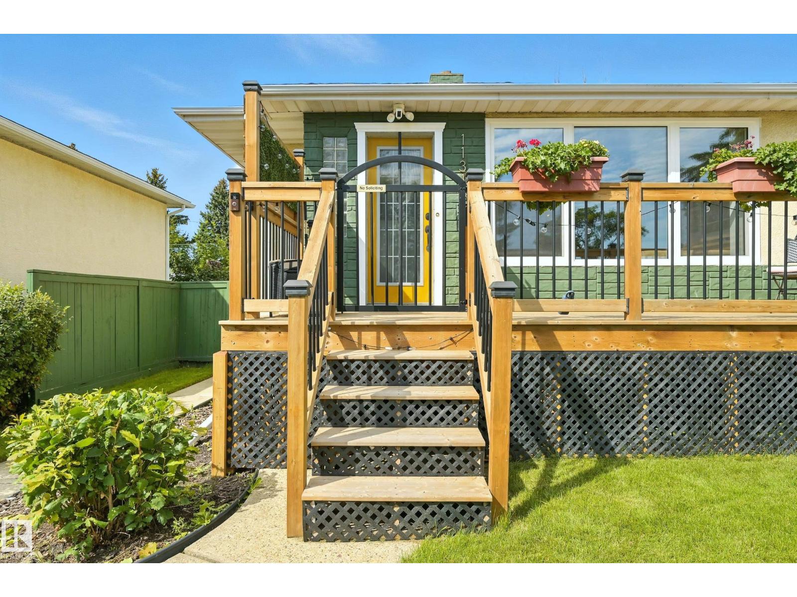 11316 113 ST NW
