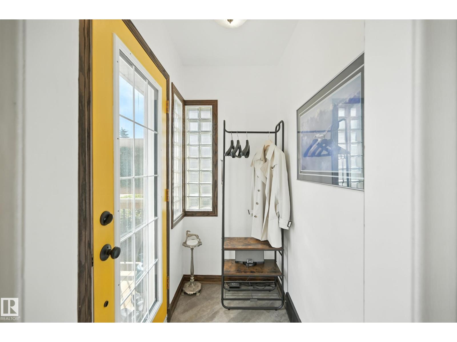 11316 113 ST NW