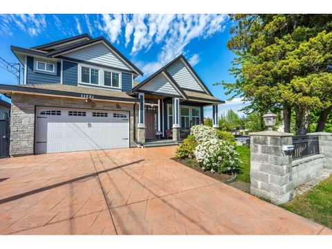 11731 88 AVENUE Delta BC V4C3C2