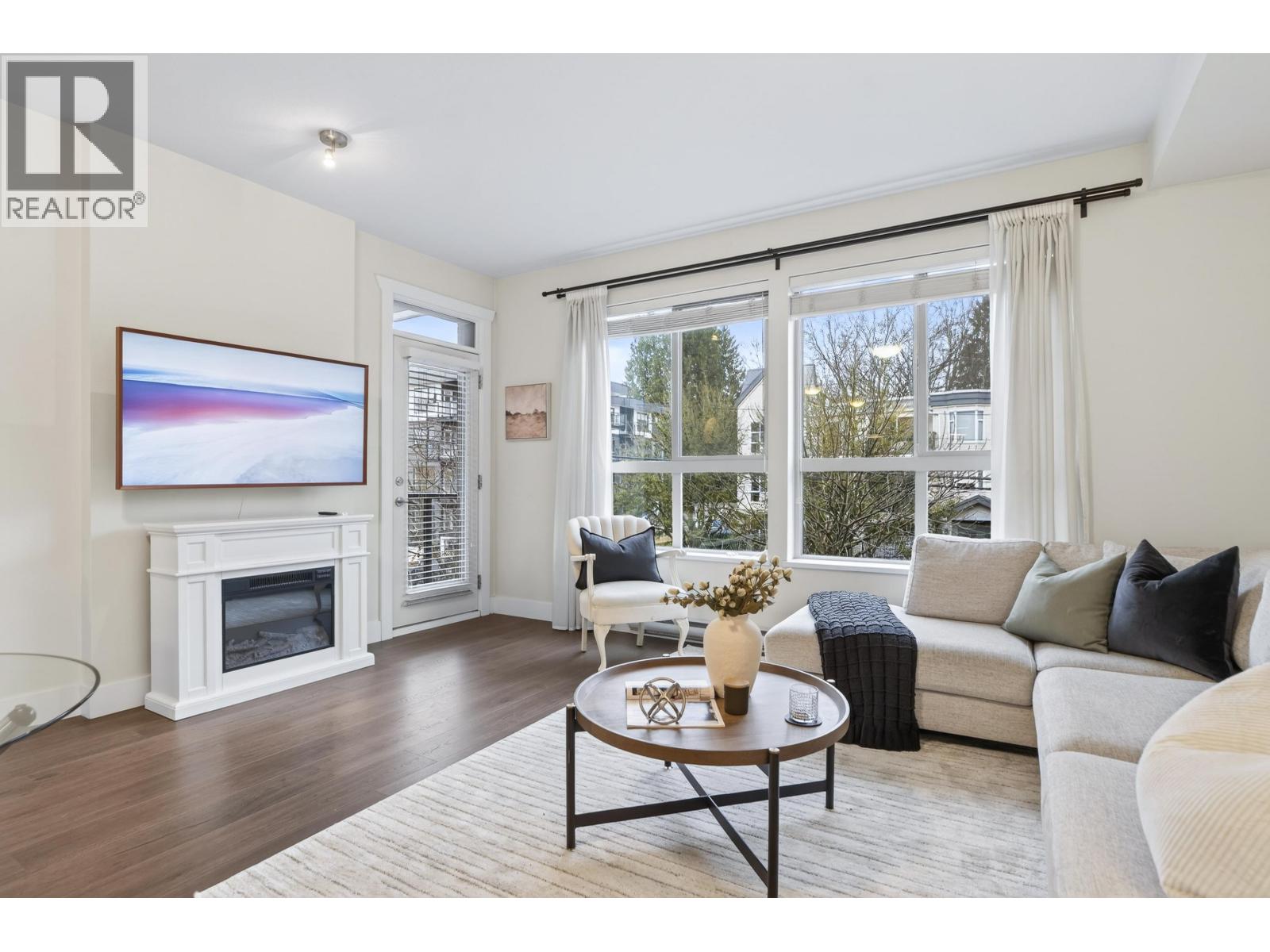 202 2288 WELCHER AVENUE