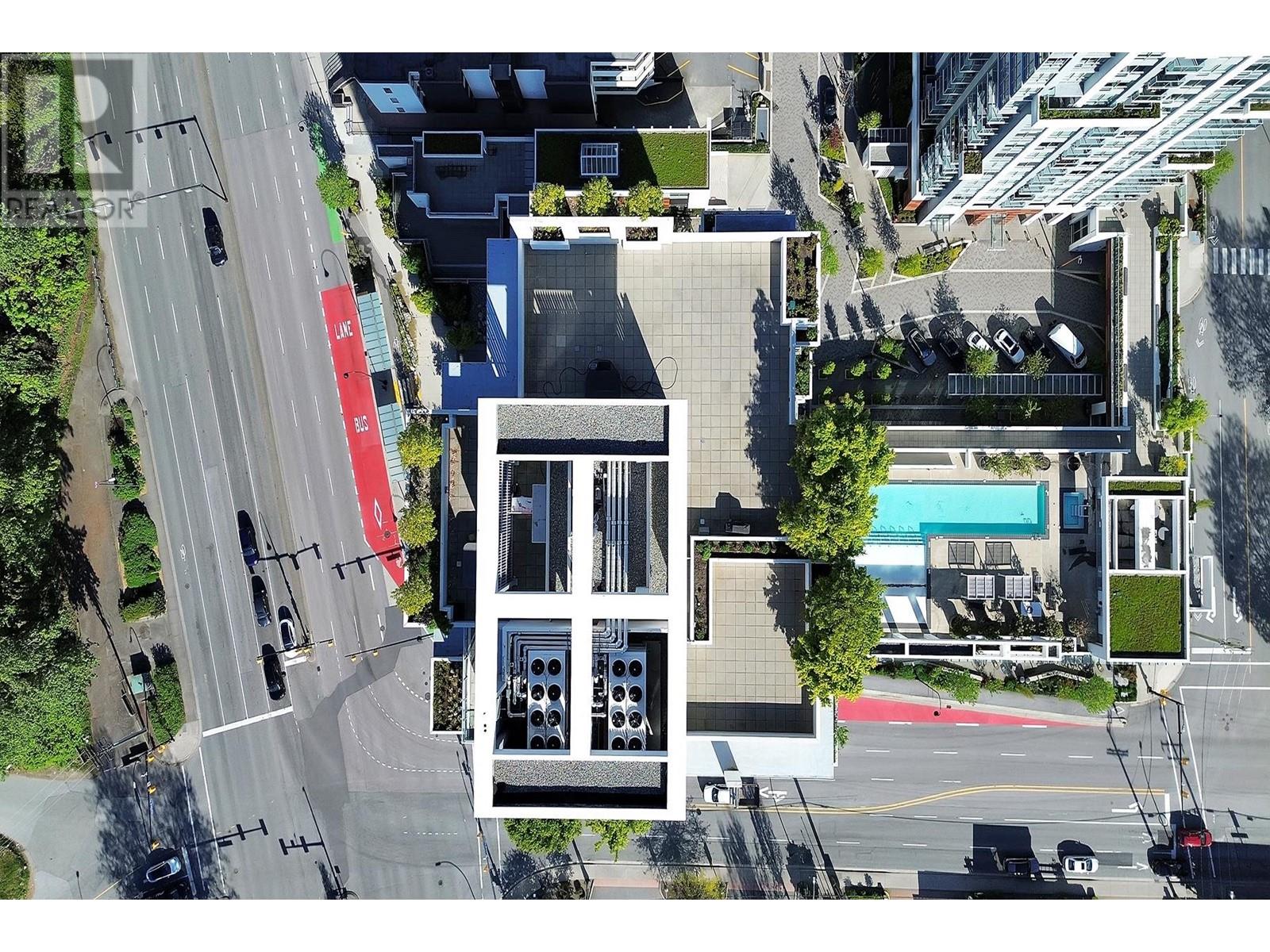 2202 1632 LIONS GATE LANE
