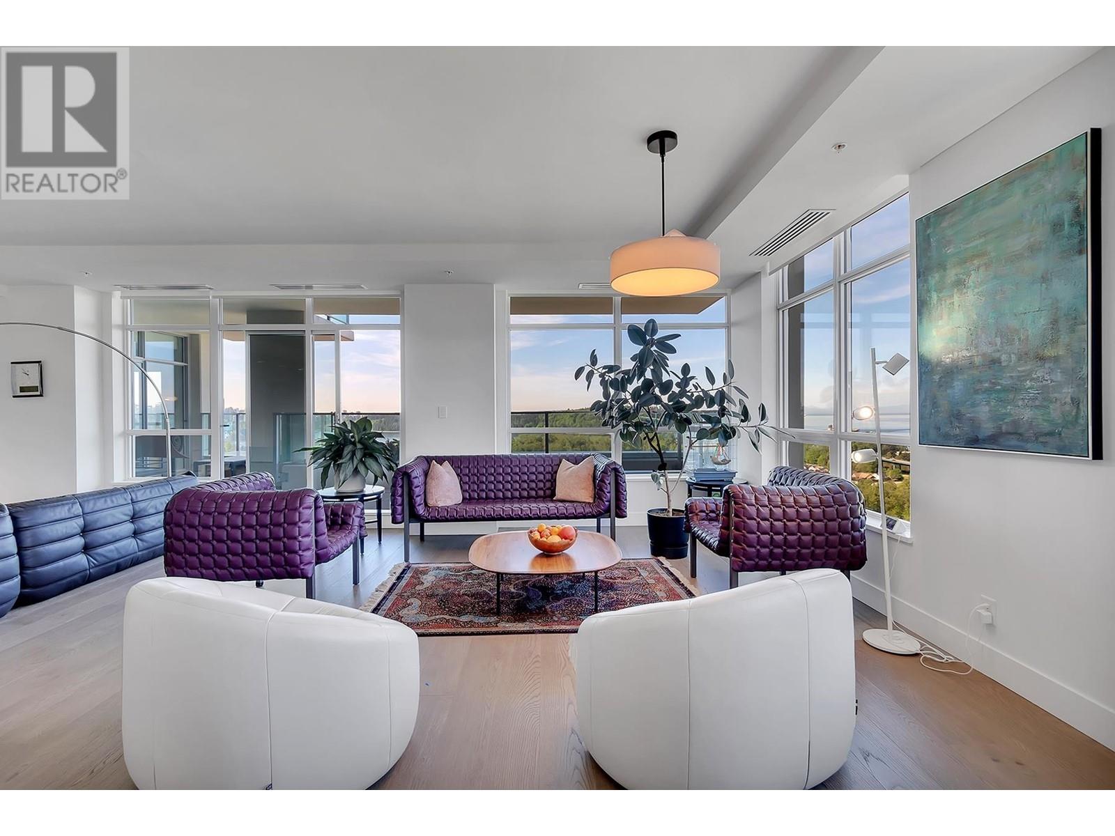 2202 1632 LIONS GATE LANE