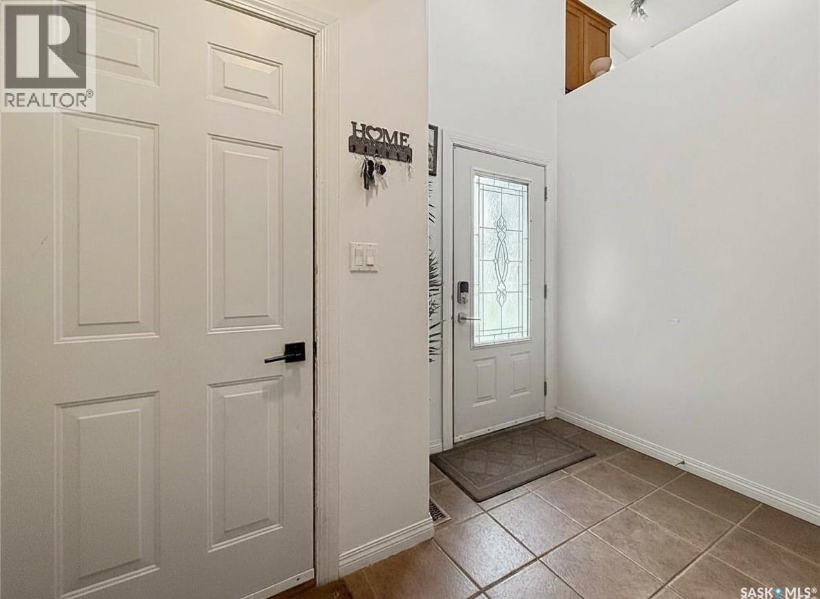 731 Adamson CRESCENT