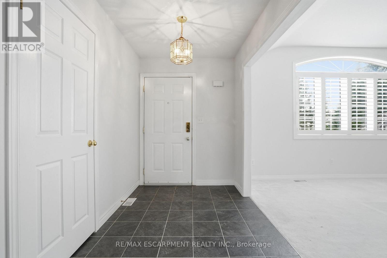 65 JERSEYVILLE ROAD E