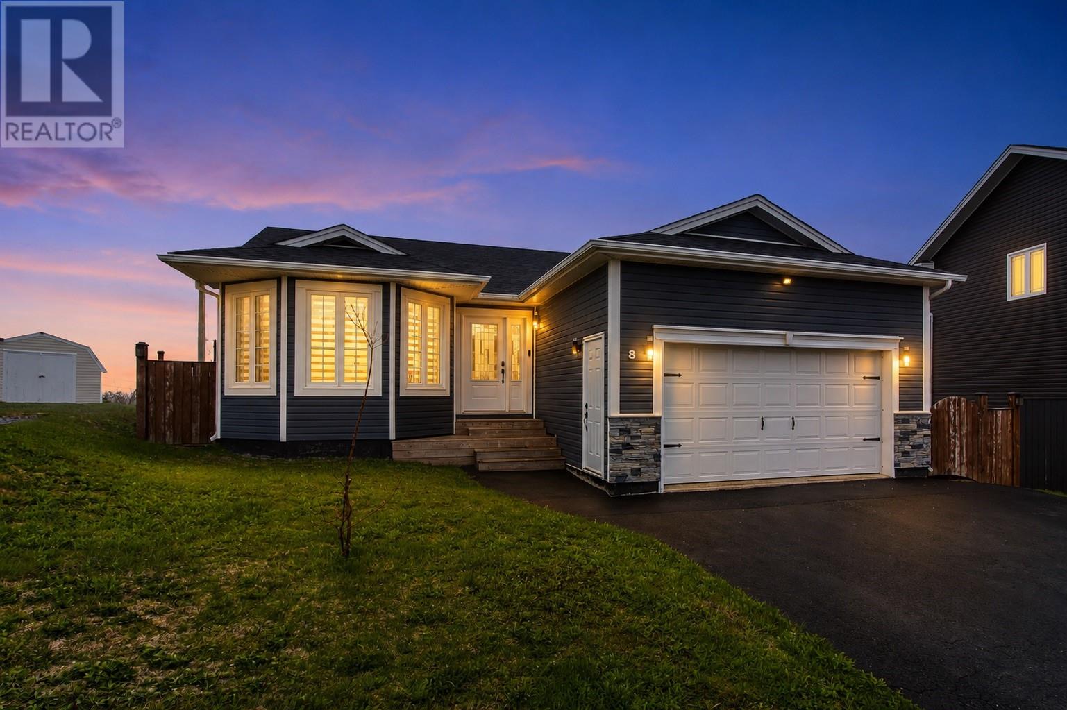 8 Sheppard Place
