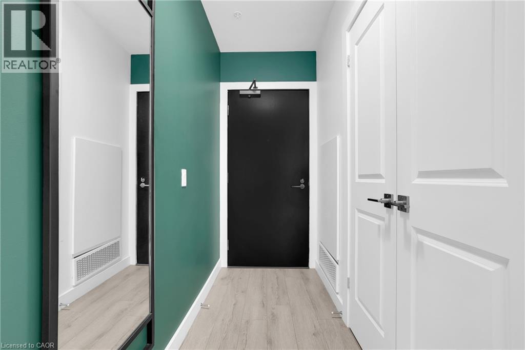 15 GLEBE Street Unit# 605