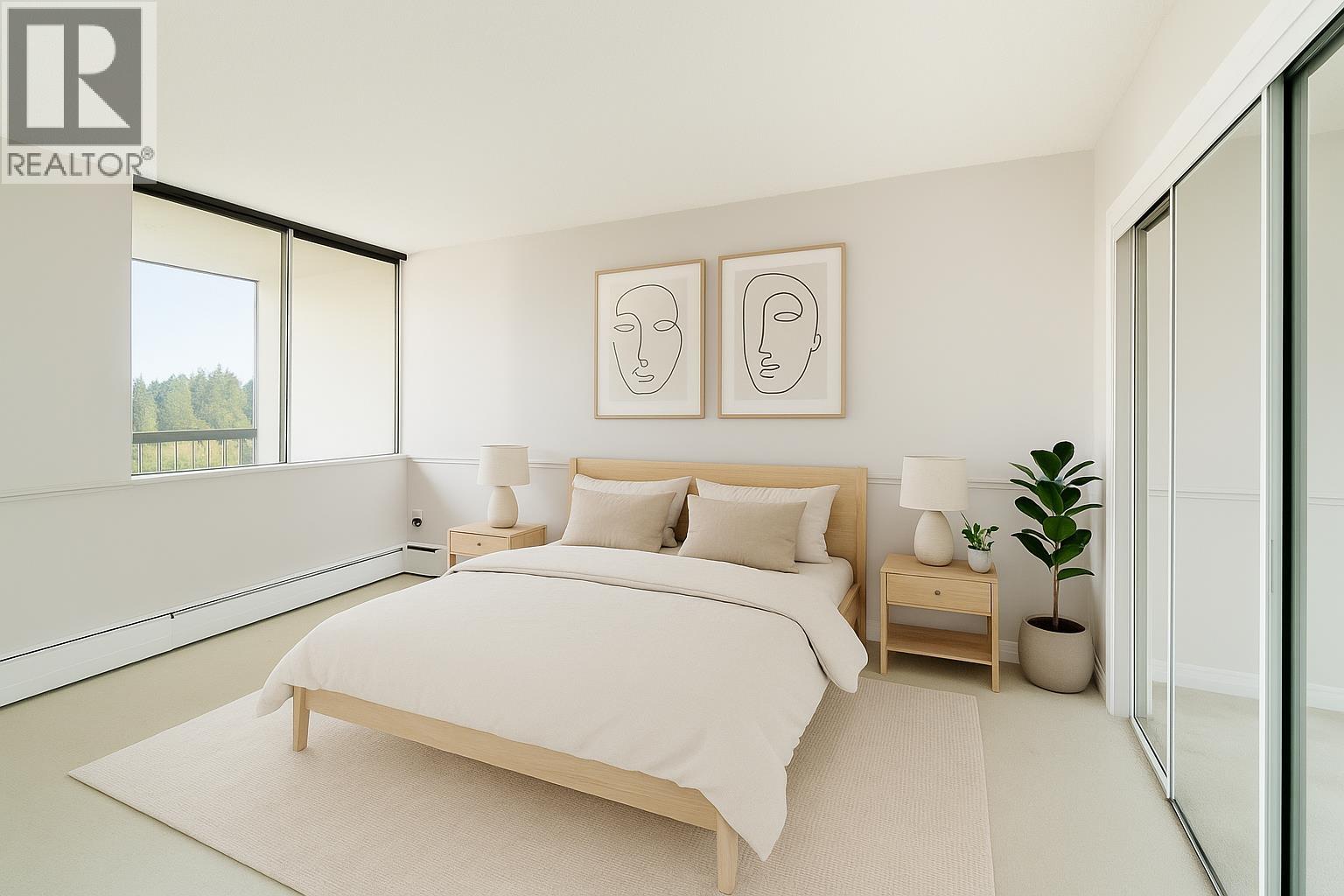 1404 2008 FULLERTON AVENUE