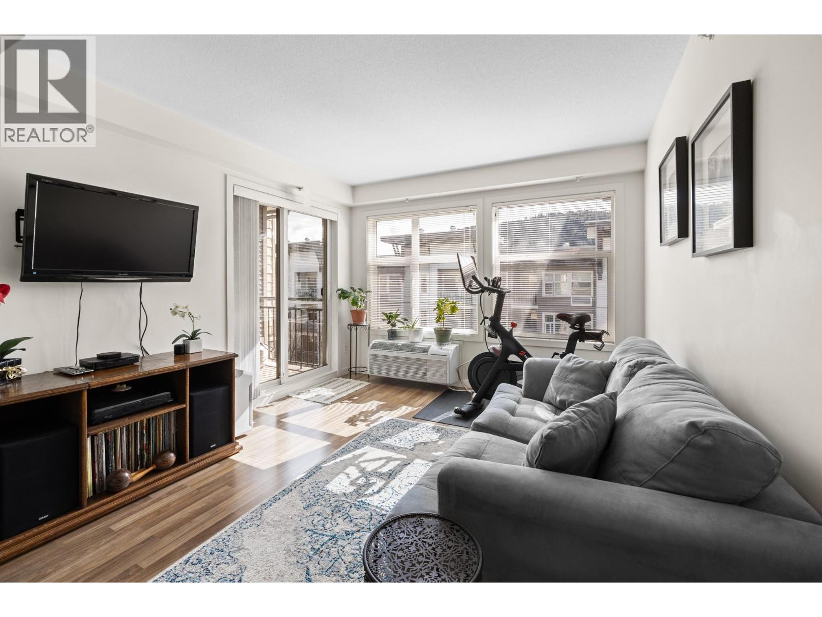 547 Yates Road Unit# 406