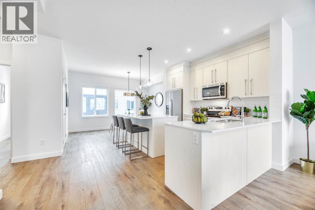 220 Creekstone Drive SW