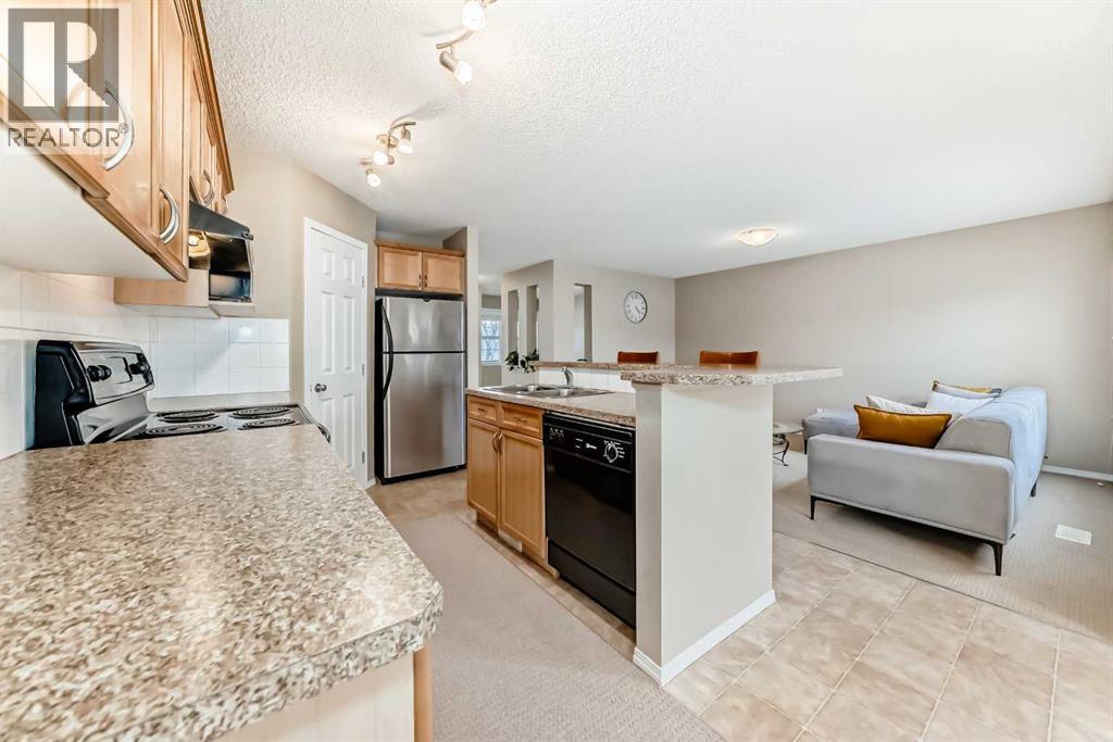 136 Everglen Road SW