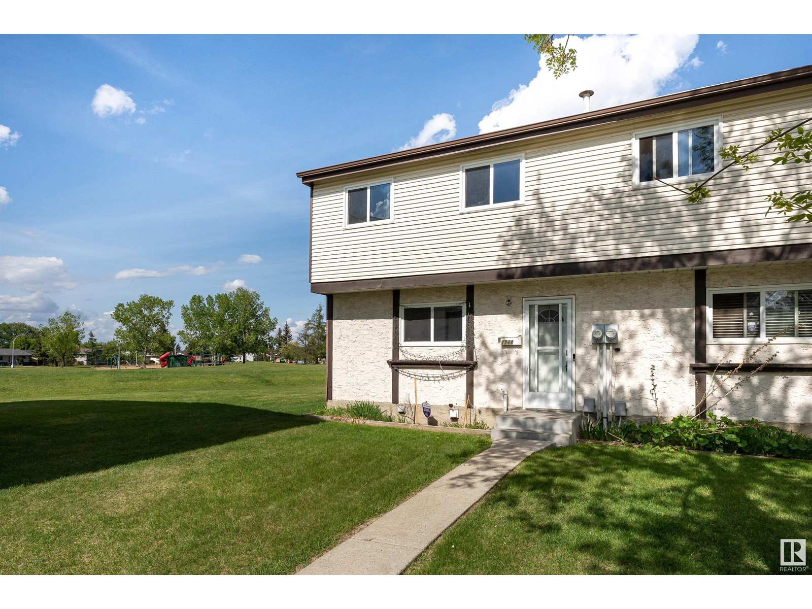 1244 Lakewood RD W NW NW