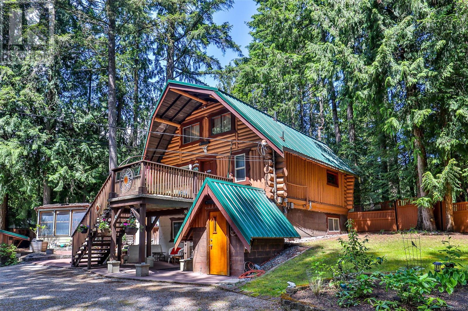 3389 Ridgeview Cres