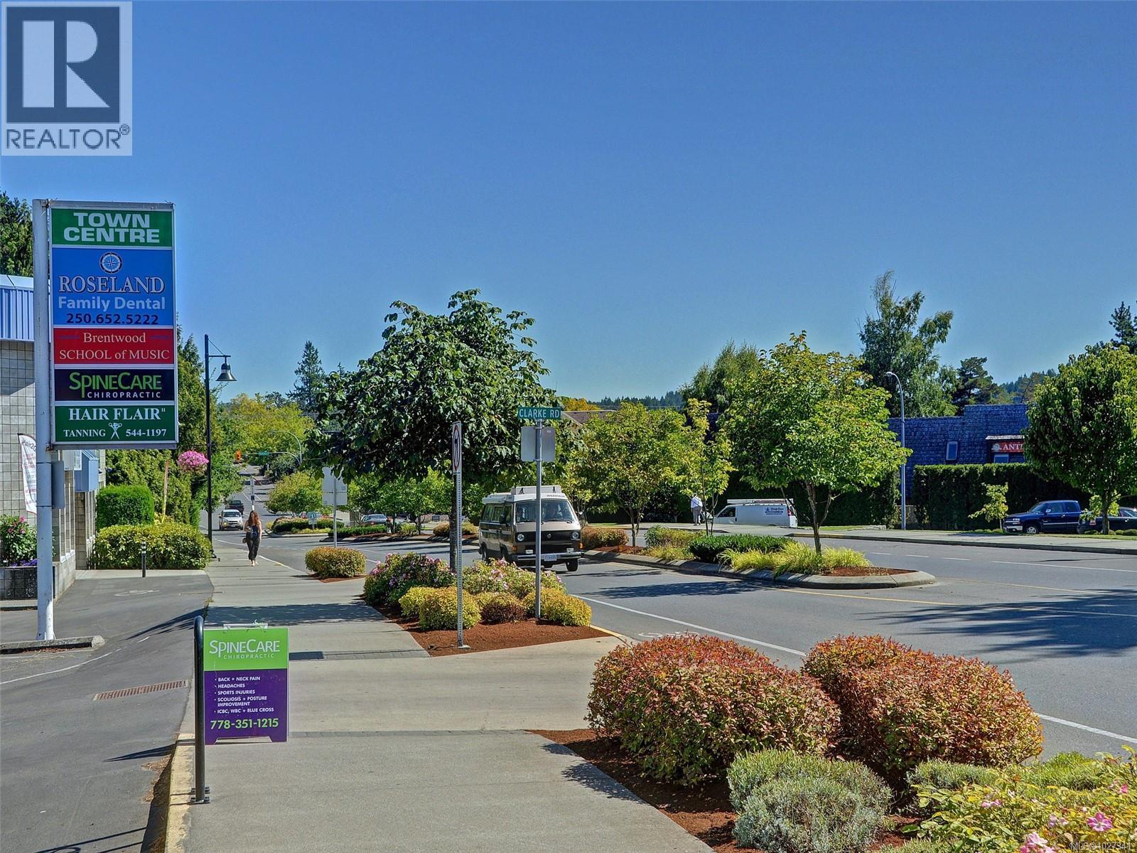 7135 West Saanich Rd