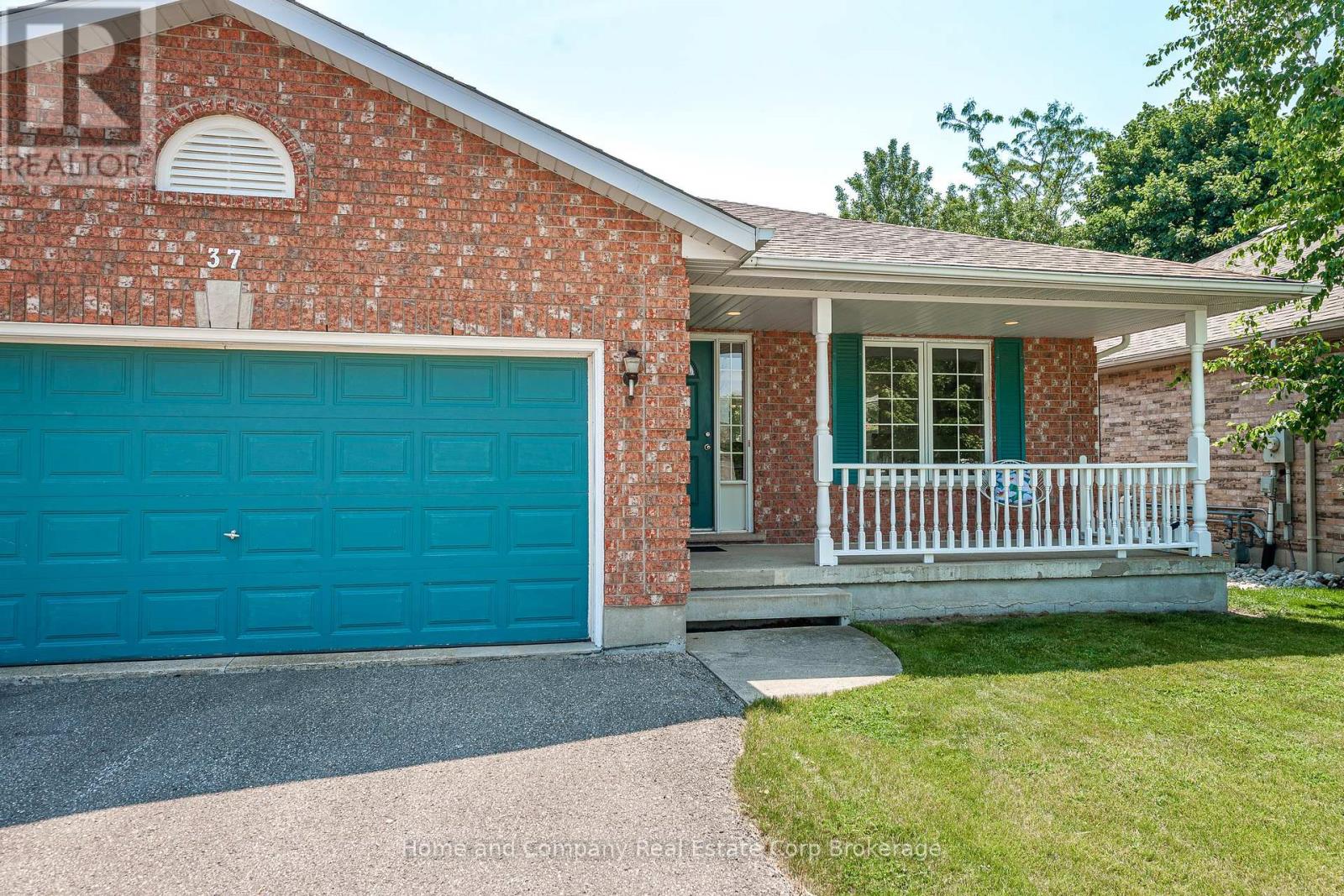 37 DINGMAN PLACE