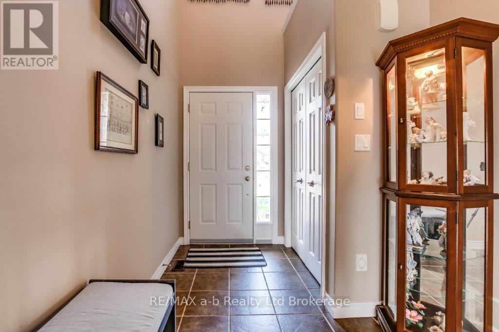 717 GARDEN COURT CRESCENT