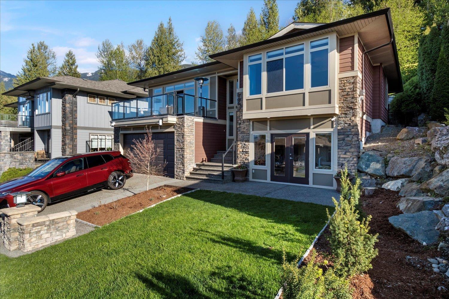214 51075 FALLS COURT|Eastern Hillsides