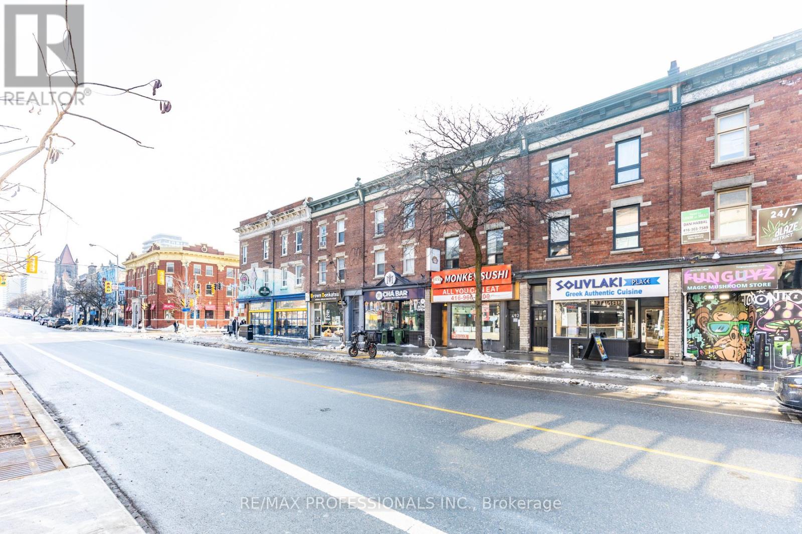 495 BLOOR STREET W