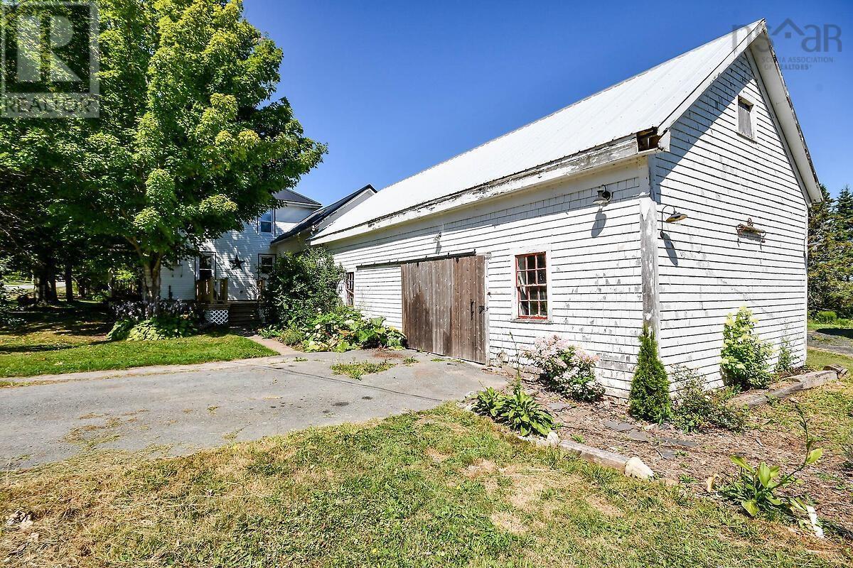 4677 Highway 215