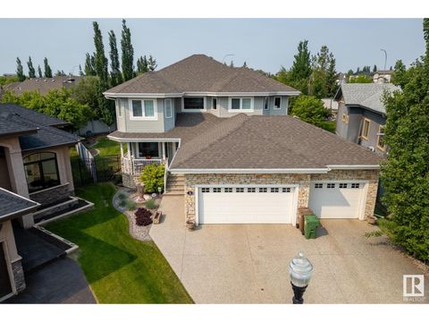35 LOISELLE WY St. Albert AB T8N3C4