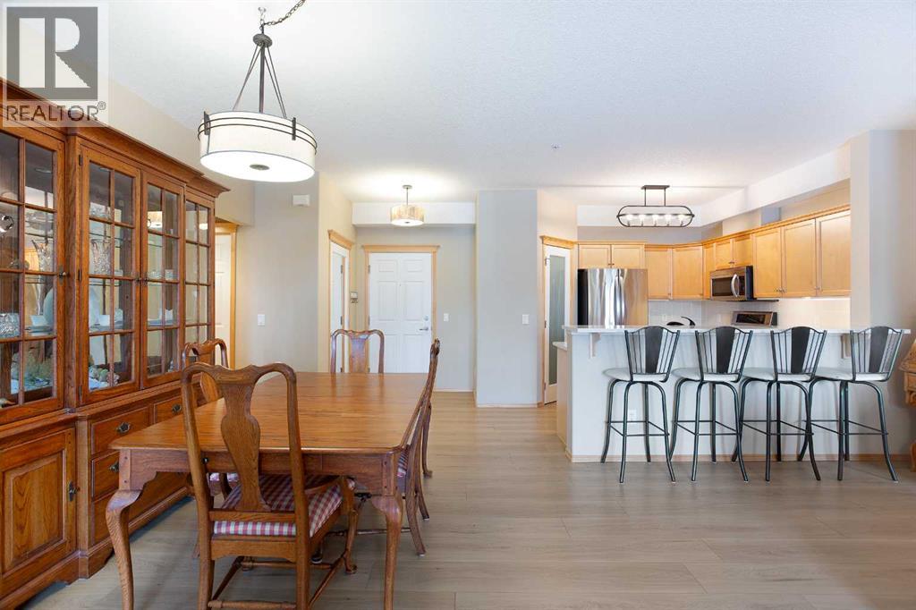 236, 15 Everstone Drive SW